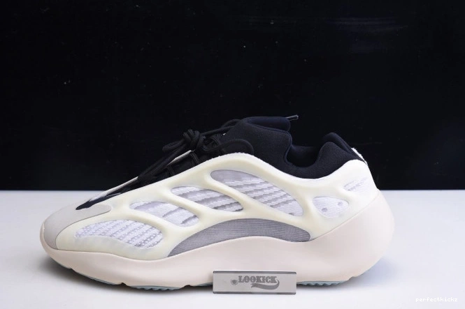 FW4980 Adidas V3 Azael Yeezy Boost 700 0814